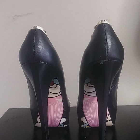 Taylor Says Calese 10M - Picture 2 of 3